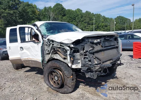 2014 Ford F-250 Lariat z USA, uszkodzony, nr VIN 1FT7W2BT6EEB61110